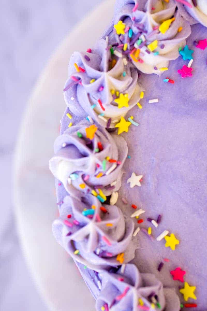 Pretty Piping - Vanilla Layer Cake