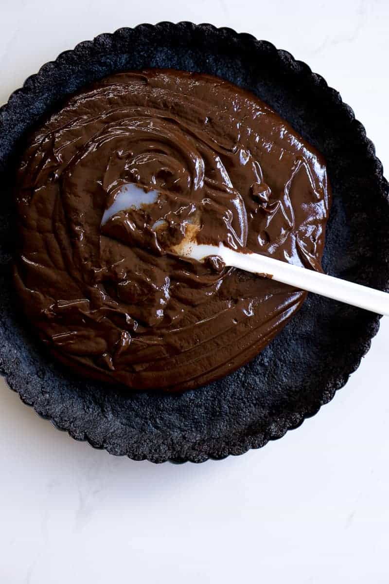 No-Bake Chocolate Tart (Vegan)