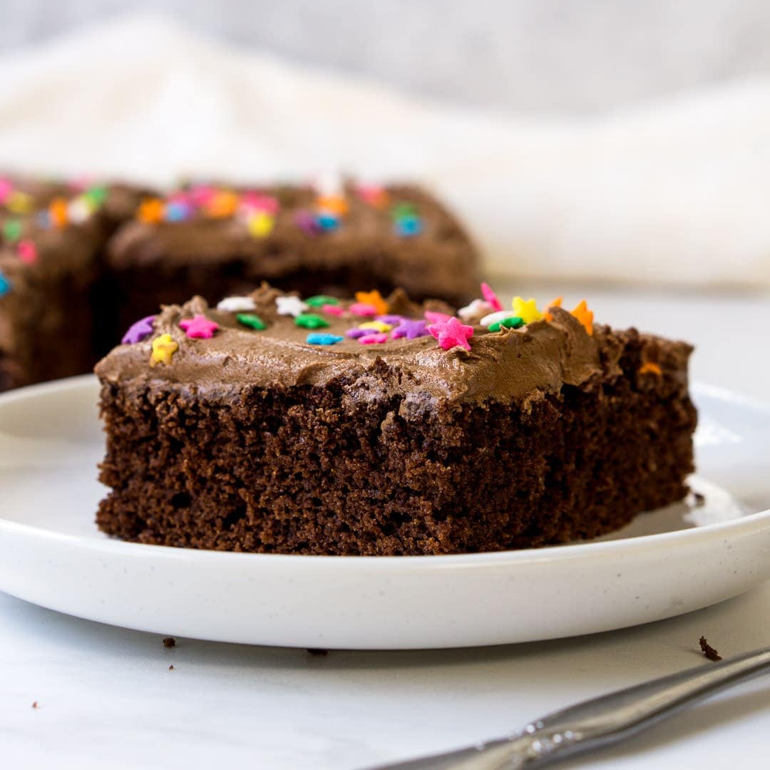 One Bowl Vegan Chocolate Cake - Eight Forest Lane