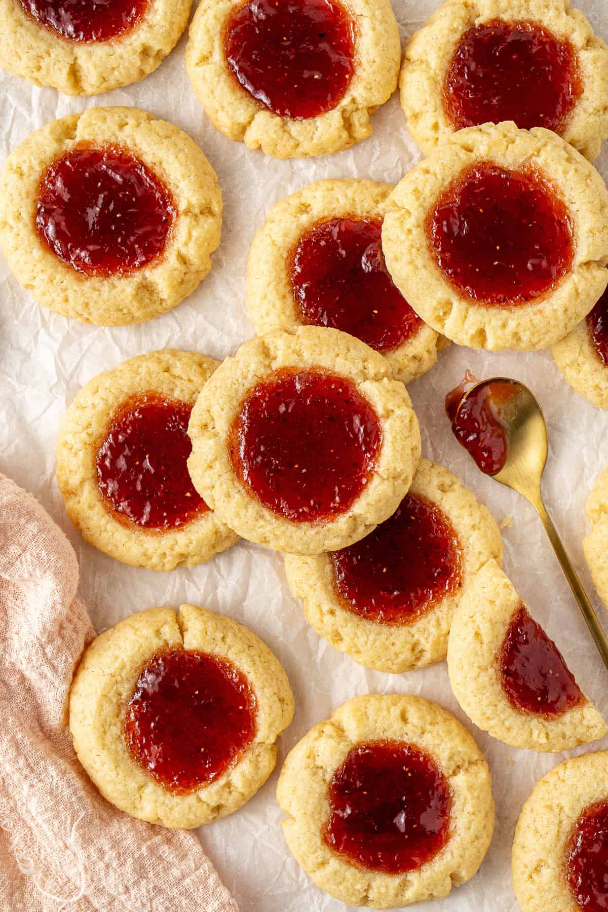 Jam drops with strawberry jam.