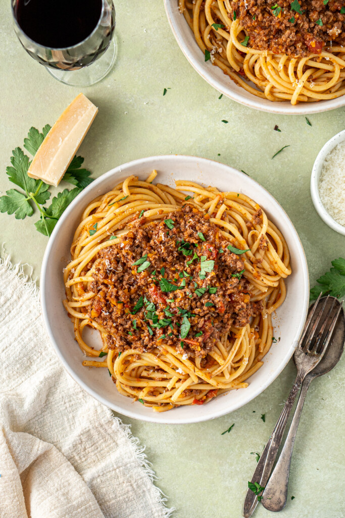 The bolognese sauce served over pasta.