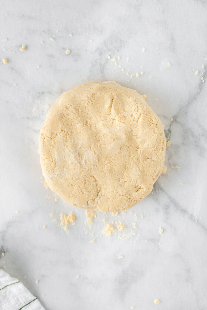 The finished pie dough.